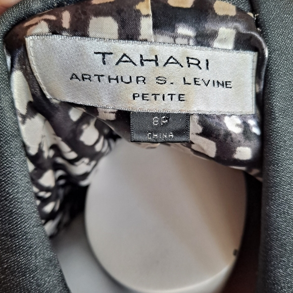 Tahari Black 3 Button Blazer with Pockets - Picture 5 of 6